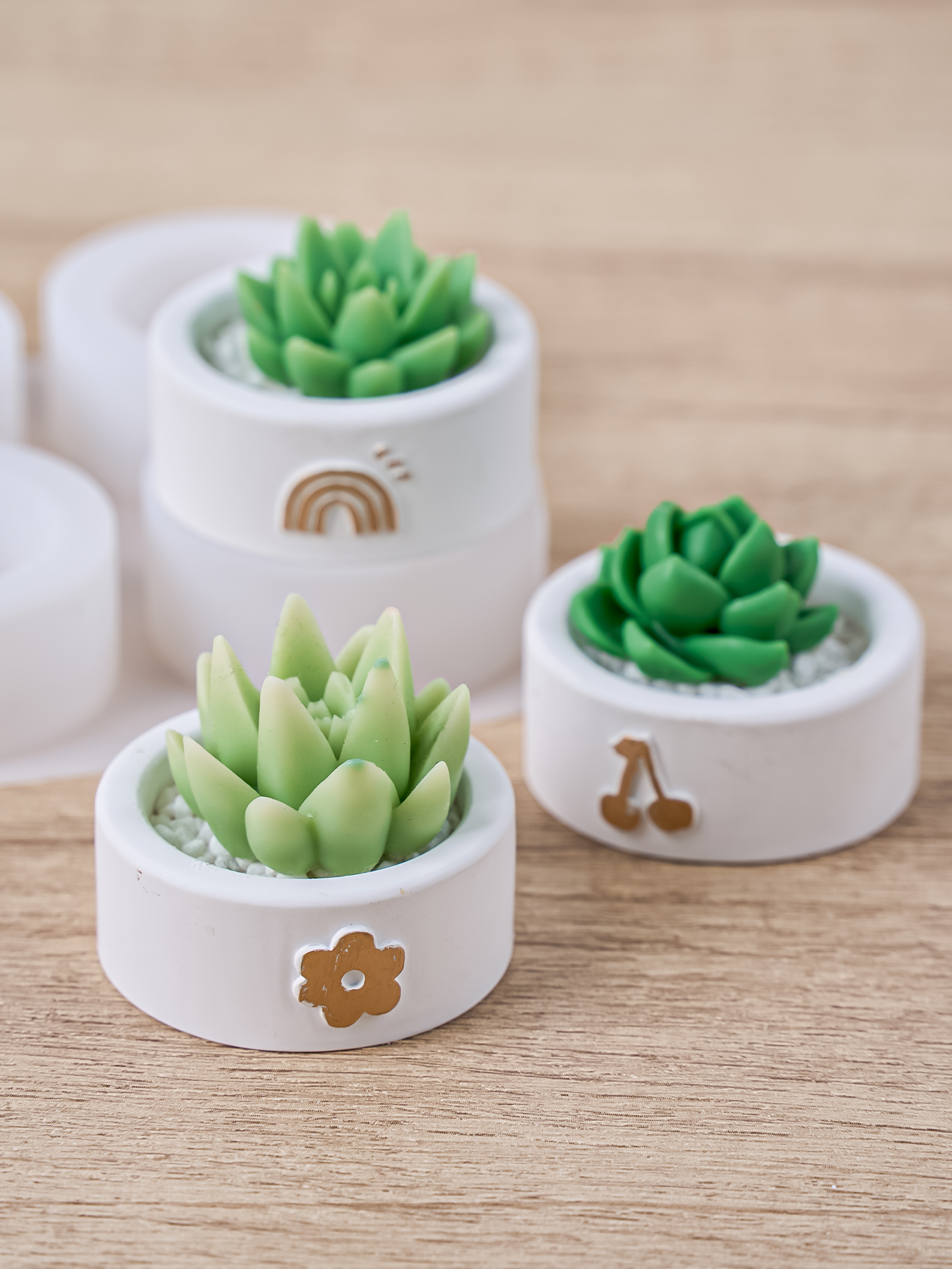Round Candle Cup Holder Silico - Potsticker Mold recension och pris